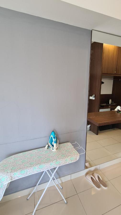 Aeropod Kk Corner Unit Near City And Airport 4 Pax Free Parking Kota Kinabalu Exterior foto